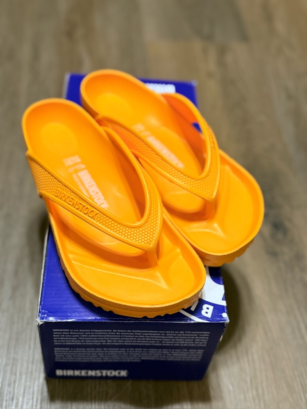 Birkenstock Orange EVA Thong Sandals Brand New size 6 Eur 37